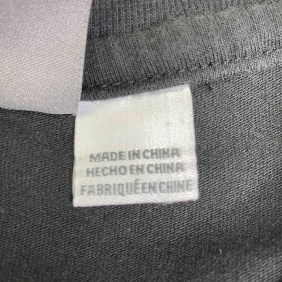 Puma Boys Logo Graphic T-Shirt - Picture 5 of 7